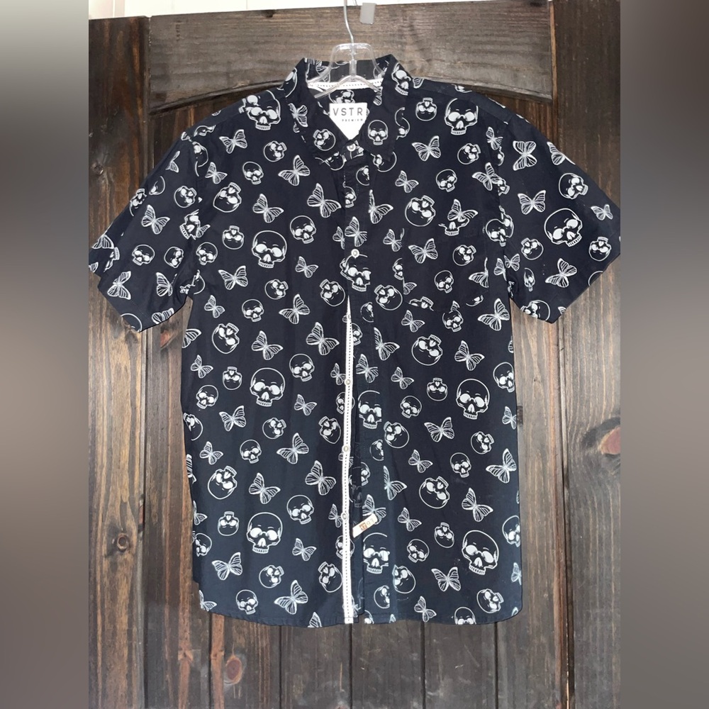 VSTR Black Skull and Butterfly Men's Shirt, Size L
